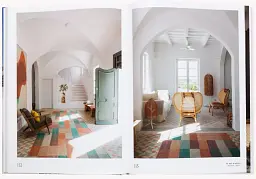 The Mediterranean Home. Residential Architecture and Interiors with a Southern Touch - мініатюра 4