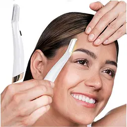 Жіночий тример для обличчя Flawless Dermaplane, білий, з LED підсвіткою, 6 лез із японської сталі