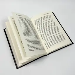 Священник - Сімоне Сьєрра | Клуб Сімейного Дозвілля, книга українською, нова, тверда - мініатюра 3