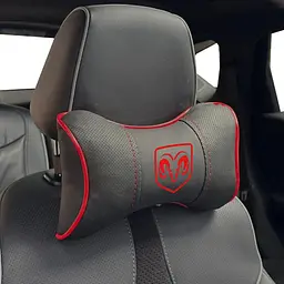 Подушка на підголівник з логотипом Dodge Екошкіра 3D Кольоровий лого Чорна-Червоний кант 1 шт