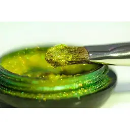 Слюда Sinart Make-Up With Passion тон 150 (Diamond Gold) 1 г - мініатюра 2