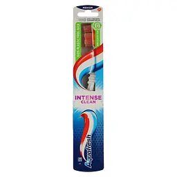 Зубная щетка Aquafresh Intense Clean medium белая с оранжевым 2 шт.