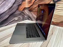 Ноутбук Apple MacBook Pro 15" A1707 i7-7820HQ/16/1TB (C02TX0XHHTDF) Б/в - мініатюра 3