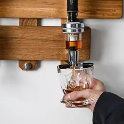 Настінний диспенсер для віскі Whiskey Stones з гравіюванням №2 - мініатюра 9
