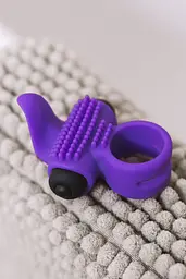 Віброкільце з язичком Adrien Lastic Bullet Lastic Ring, 7х2.5 см (фіолетовий) - мініатюра 4