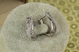 Сережки Xuping Jewelry грецькі вісімочки 1.9 см сріблясті - мініатюра 2
