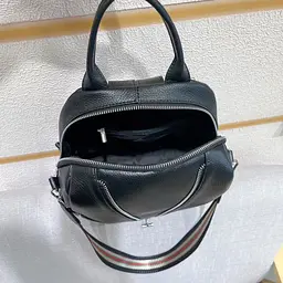 Рюкзак жіночий чорний шкіряний з ременем 35538 Tiding Bag - мініатюра 9