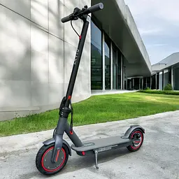 Електросамокат GIANT Move U8 PRO 500W 10.4Ah складаний, чорний (2025) - мініатюра 2