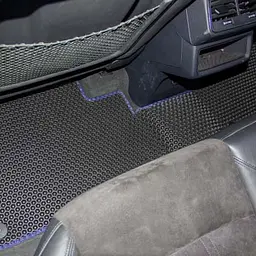 Килимки у салон EVA для Audi e-tron quattro SUV 2018- з підп'ятником Чорні-Червоний кант 5 шт - мініатюра 5