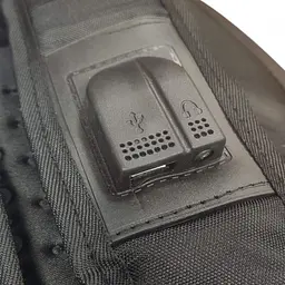Чоловічий рюкзак з дощовиком 32 літри з USB та AUX виходами Чорний - мініатюра 8