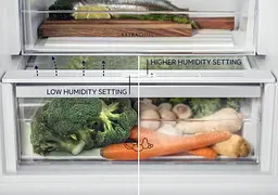 Вбудований холодильник із морозильною камерою Electrolux білий (RNT3FF18S) - мініатюра 2