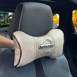 Подушка на підголівник з логотипом Nissan Екошкіра 3D Кольоровий лого Бежева-Коричневий кант 1 шт