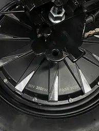 Електровелосипед Minako Monster (2000W, 60V, 36Ah) +Гідравлічні гальма +Розкладний Багажник / сидіння Чорний - мініатюра 11