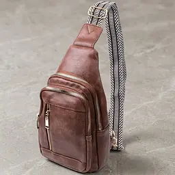 Зручна слінг сумка для жінок з екошкіри Vintage 22747 коричнева