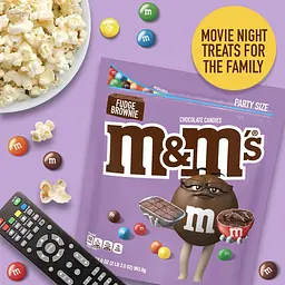 Драже M&m’s Fudge Brownie Milk Chocolate Candy Party Size 963.9 g - мініатюра 5