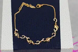 Браслет Xuping Jewelry з дельфінами 18 см 5 мм домішка ланцюга 3 см золотистий