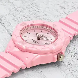 Годинник Casio LRW-200H-4E4 - мініатюра 3