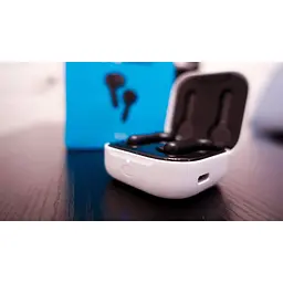 Бездротові навушники Amazon Echo Buds (версія 2023 року) чорні - мініатюра 8