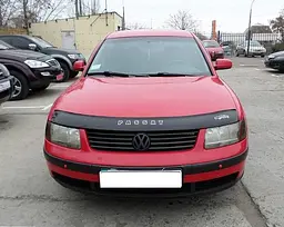 Дефлектор капоту мухобійка Volkswagen Passat (B5) 1997-2001 - мініатюра 2