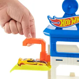 Ігровий набір Hot Wheels City Втеча від злої акули (HDP06) - мініатюра 2