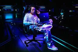 Ноутбук Acer Predator Helios Neo 16 PHN16-73 16" WQXGA IPS Intel U9-275HX 64GB F2TB NVD5060-8 Lin чорний - мініатюра 3