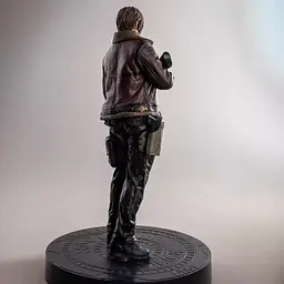 Колекційна  фігурка   Леон Скотт Кеннеді Обитель зла Resident Evil Leon S. Kennedy 29см CH RE LK 29 - мініатюра 5