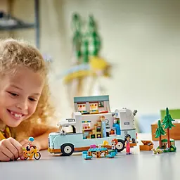 Конструктор LEGO Friends Пригоди на фургоні дружби 778 деталей (42663) - мініатюра 5