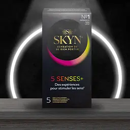 Презервативи Skyn 5 Sense 5 шт. набір для мультисенсорного досвіду, без латексу