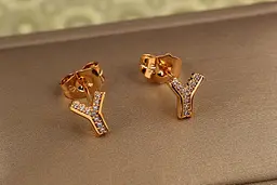 Сережки гвоздики Xuping Jewelry літера Y 8 мм золотисті