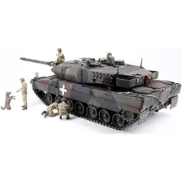 Конструктор ICM Holding Leopard 2A6 ЗСУ з екіпажем - мініатюра 5