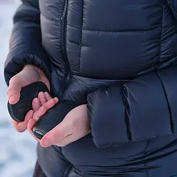 Грілки для рук Lifesystems Dual-Palm Rechargeable Hand Warmers Чорний - мініатюра 3