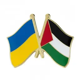 Подвійний значок-пін «Україна – Палестина» 25 × 19 мм (00367)