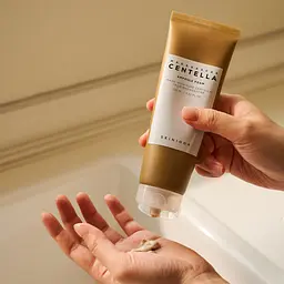 Пінка для вмивання Skin1004 Madagascar Centella Ampoule Foam 125 мл - мініатюра 3
