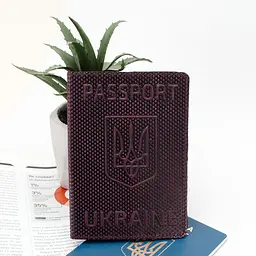 Обкладинка на паспорт шкіряна "Герб" бордова