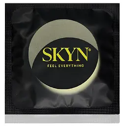 Презерватив Skyn Pina Colada Безлатексний Ароматизований 1 шт. (4821002028146)