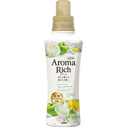 Японський кондиціонер Lion Soflan Aroma Rich Ellie аромат свіжого букета 480 мл