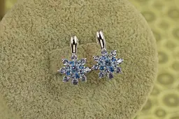 Сережки No Name Крижинка із блакитними каменями 1,6 см сріблясті