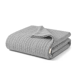 Плед-покривало Cosas Knitted Braid Shadow косичка 200х220 см (Blanket_37Shadow_KnittedBraid_200x220)