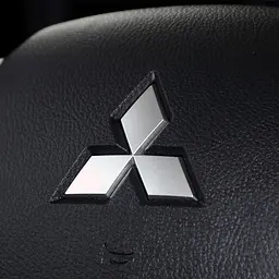 Емблема Mitsubishi Хром 103х117 мм (на скотчі) MN126476 - мініатюра 3