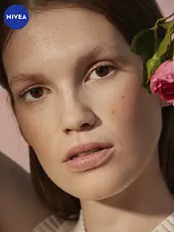 Міцелярний гель для вмивання Nivea Make Up Expert Рожева вода, 150 мл (82368) - мініатюра 2