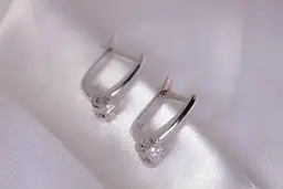 Сережки з білого золота з діамантами S-0074 - мініатюра 3