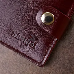 Жіноче глянсове шкіряне портмоне Shvigel 16463 вишневе - мініатюра 8