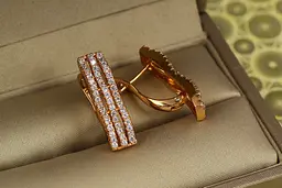 Сережки Xuping Jewelry шезлонг 2 см золотисті - мініатюра 2