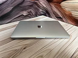 Ноутбук Apple MacBook Pro 13" 2020 i7-1068NG7/32/512 (C02F80E5ML87) Б/в - мініатюра 8