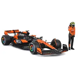 Автомодель Mclaren MCL38 1:24 з фігуркою гонщика чорна з помаранчевим, в асортименті - мініатюра 8
