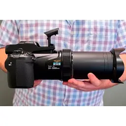 Цифрова фотокамера Nikon Coolpix P1000 Black VQA060EA