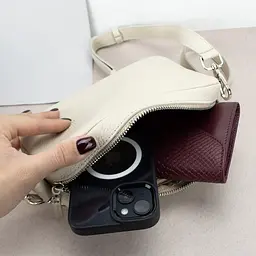 Сумка жіноча шкіряна через плече Handycover S406 бежева через плече маленька - мініатюра 5