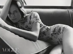 Журнал "VOGUE UKRAINE EDITION" №13 весна 2026 - мініатюра 6