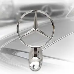 Емблема приціл на капот Mercedes-Benz 75 мм Хром сплав на скотчі