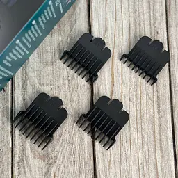 Машинка для стрижки VGR V-952 з аккумулятором та титановими лезами (41229-952_552) - мініатюра 6